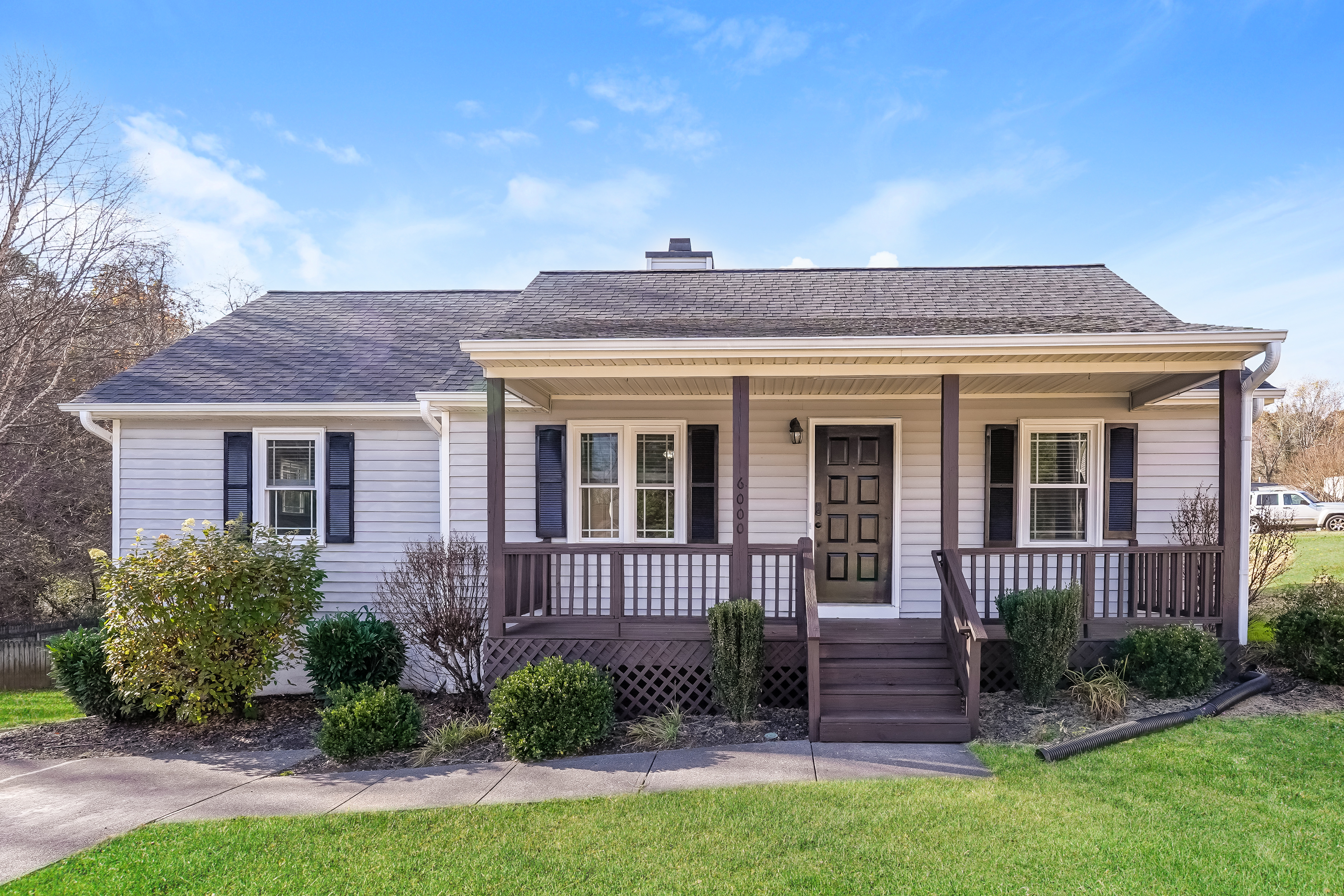 6000 Southcrest Drive CLEMMONS, NC 27012